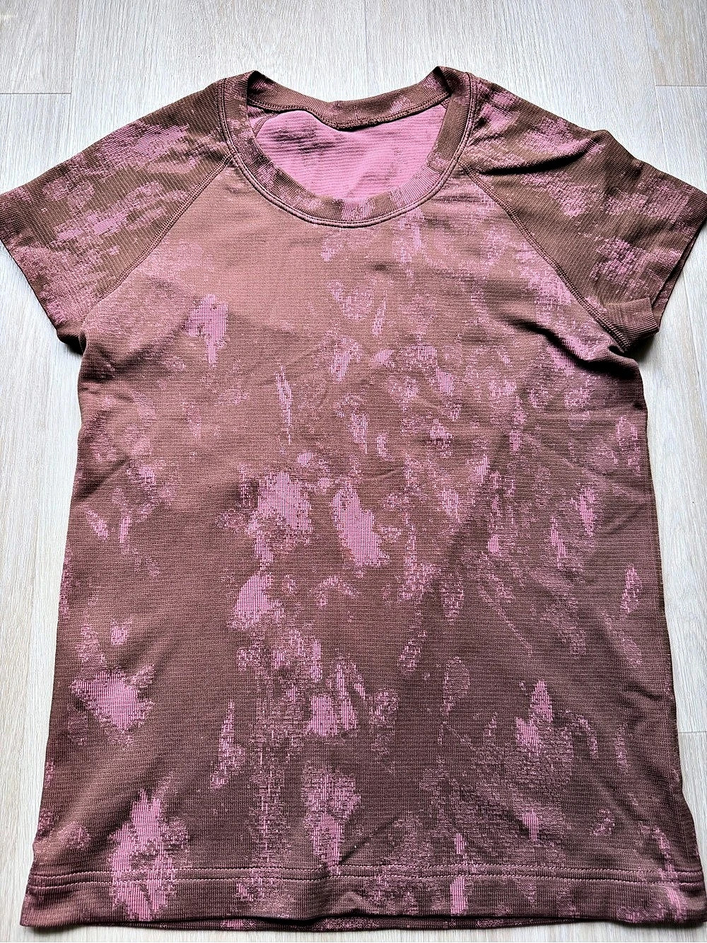 Lululemon Swiftly Tech Short Sleeve Shirt 2.0 Women's Abstract Short Sleeve Tee